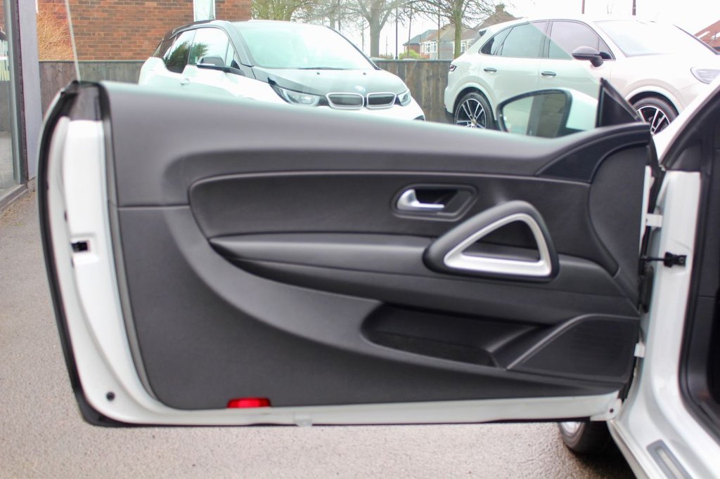 Used Volkswagen Scirocco 2017 for sale - 77498436: Photo 17