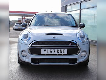 Used MINI Hatch 2018 for sale - 78082529: Photo