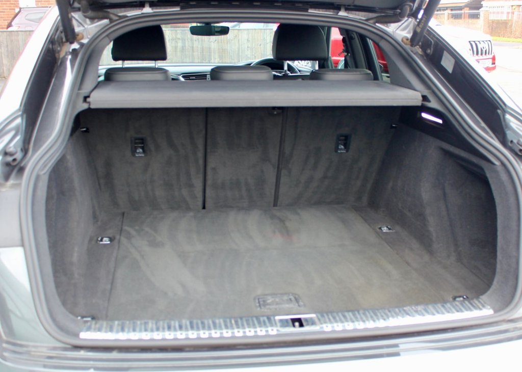 Used Audi e-tron 2022 for sale - 77609109: Photo 13