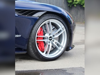 Used Aston Martin DBS 2018 for sale - 78868245: Photo