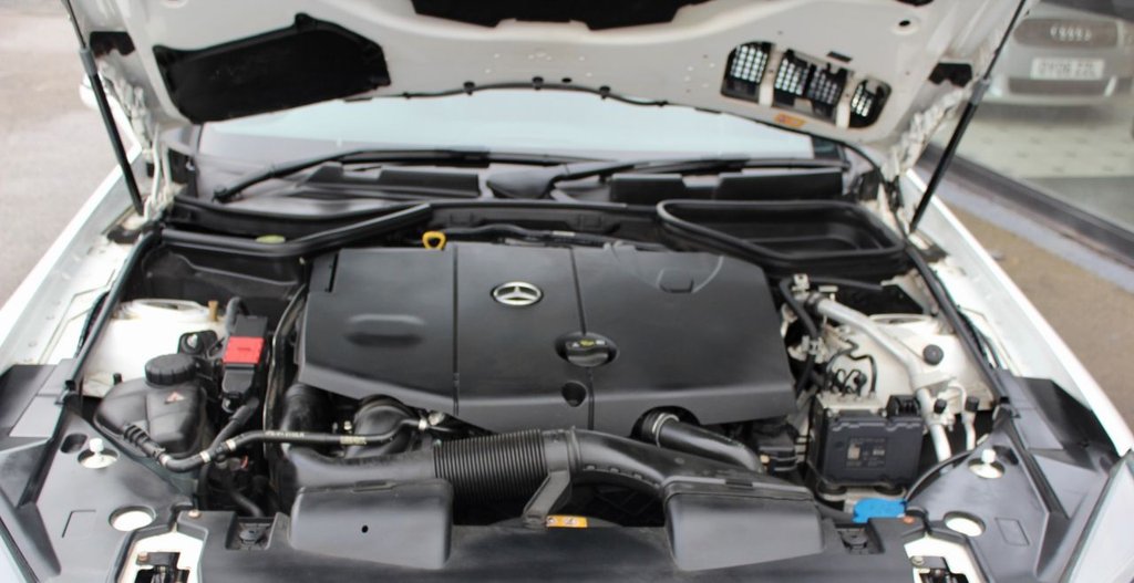 Used Mercedes-Benz SLK 2013 for sale - 77152925: Photo 15