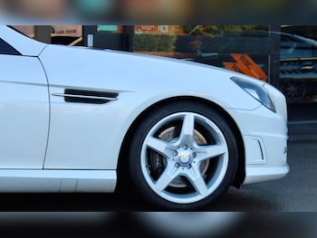 Used Mercedes-Benz SLK 2014 for sale - 77152992: Photo