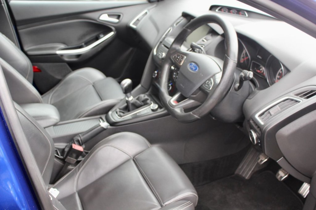 Used Ford Focus 2016 for sale - 77302080: Photo 3