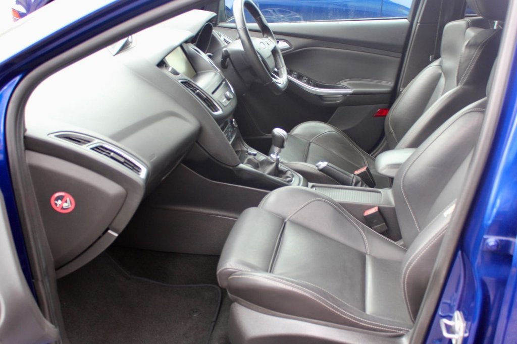 Used Ford Focus 2016 for sale - 77302080: Photo 5