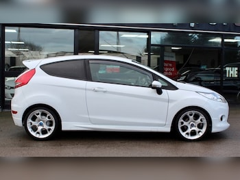 Used Ford Fiesta 2012 for sale - 77384132: Photo