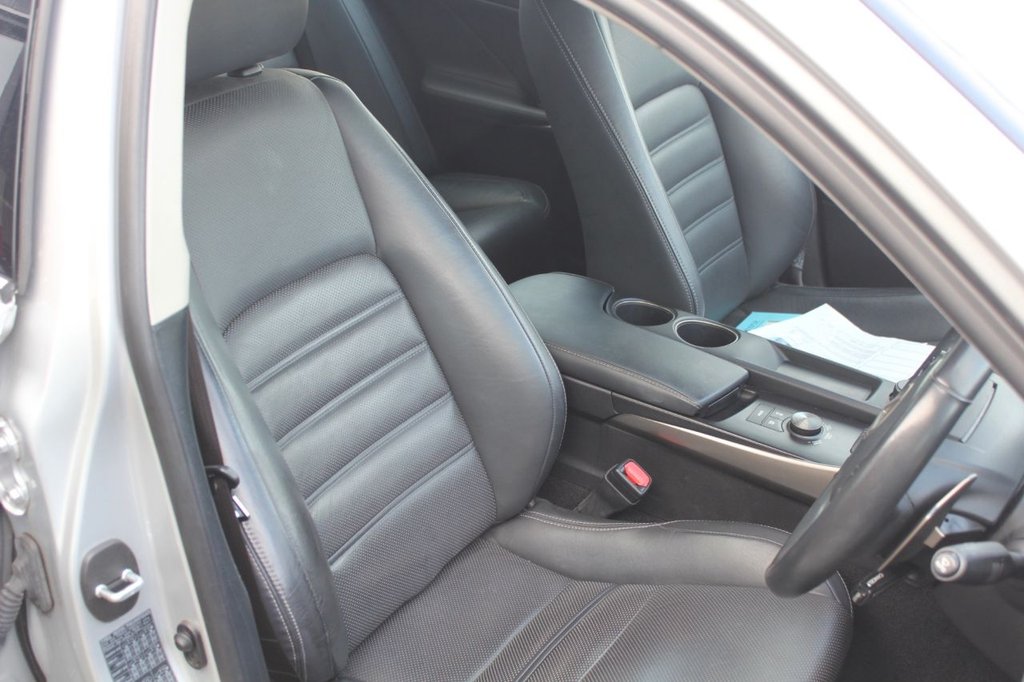 Used Lexus IS 2015 for sale - 77153085: Photo 16