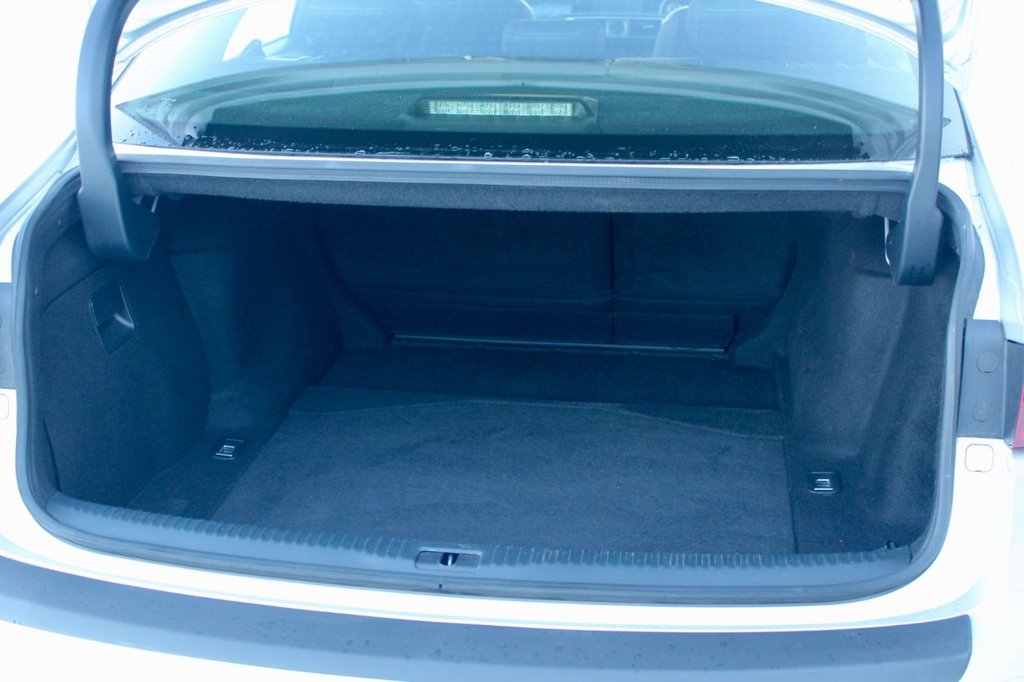 Used Lexus IS 2015 for sale - 77153085: Photo 7