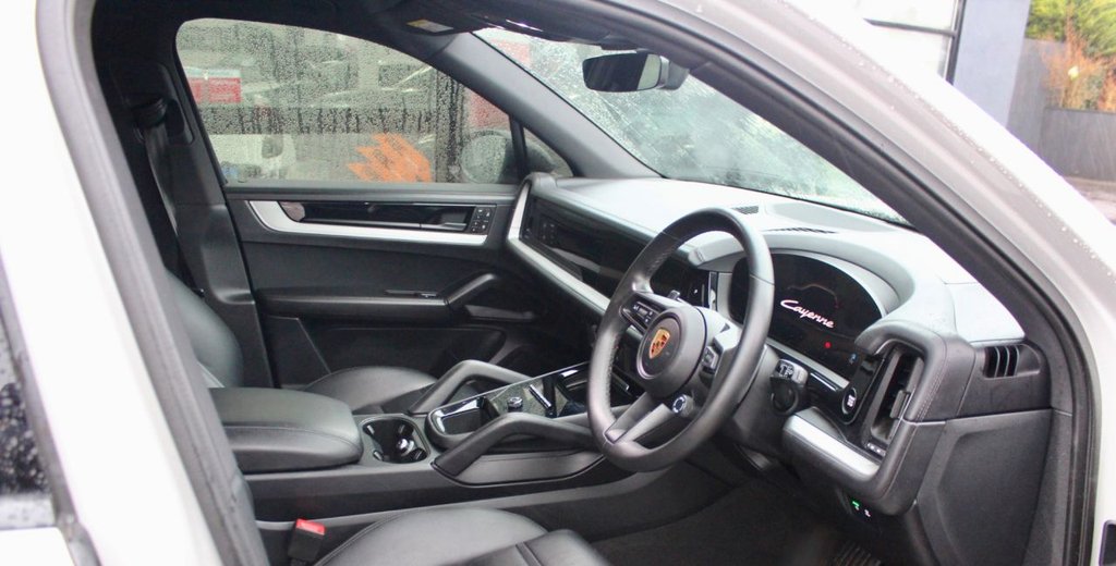 Used Porsche Cayenne 2024 for sale - 77464084: Photo 3