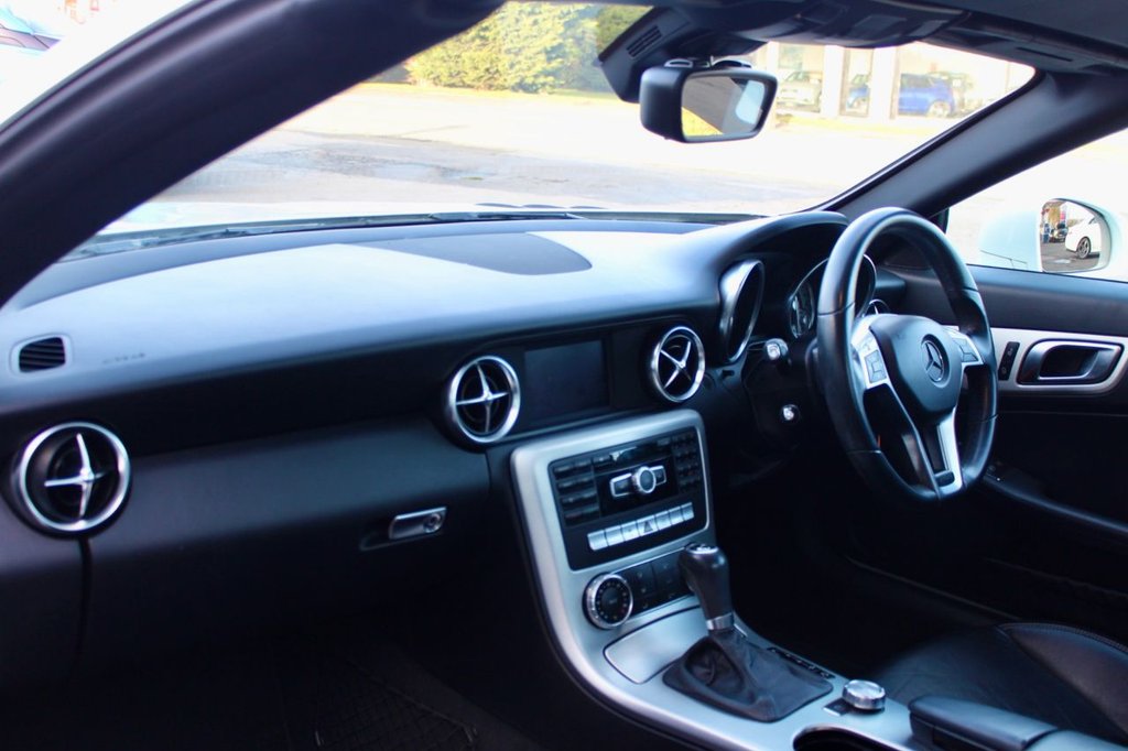 Used Mercedes-Benz SLK 2012 for sale - 77212267: Photo 14