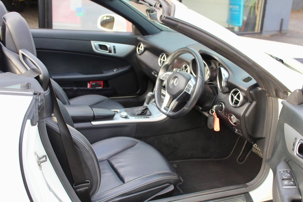 Used Mercedes-Benz SLK 2012 for sale - 77212267: Photo 21