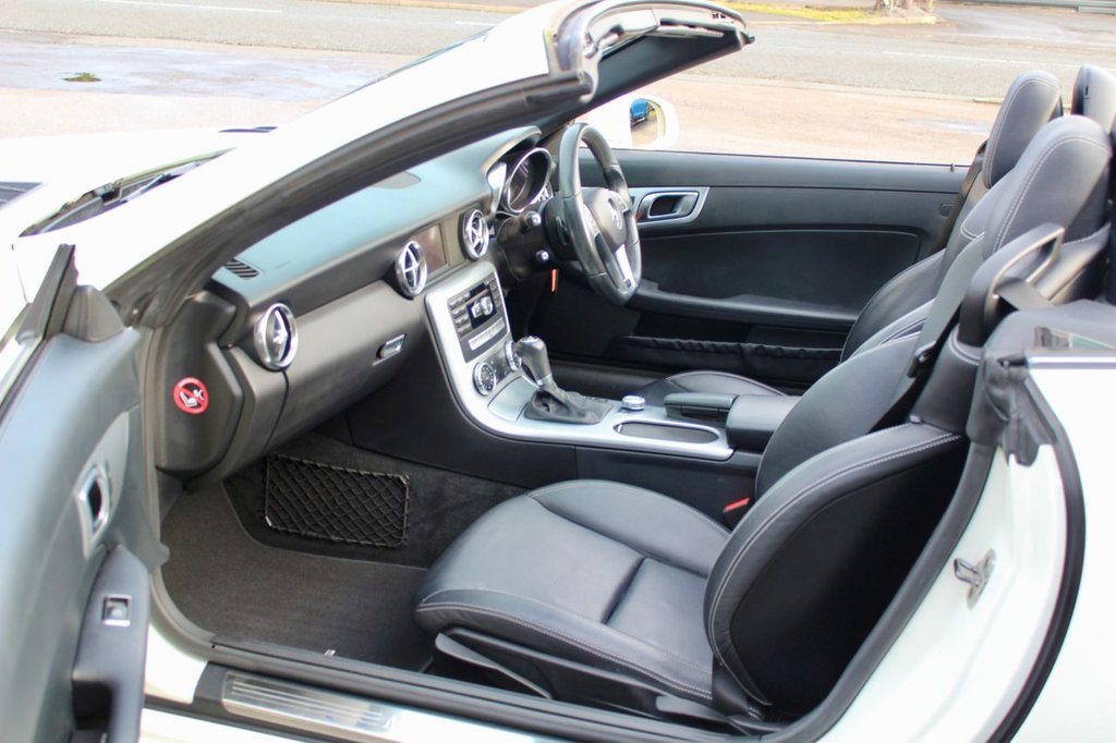 Used Mercedes-Benz SLK 2012 for sale - 77212267: Photo 22