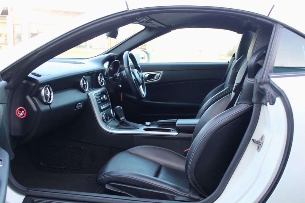 Used Mercedes-Benz SLK 2012 for sale - 77212267: Photo 8