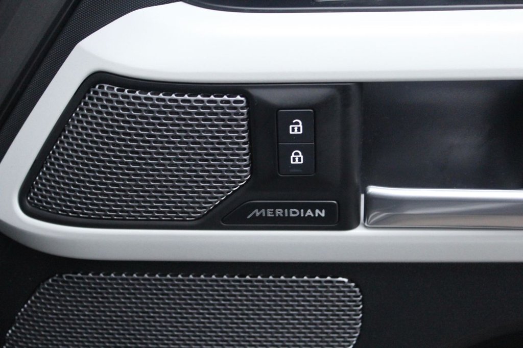 Used Land Rover Defender 2024 for sale - 77327912: Photo 20