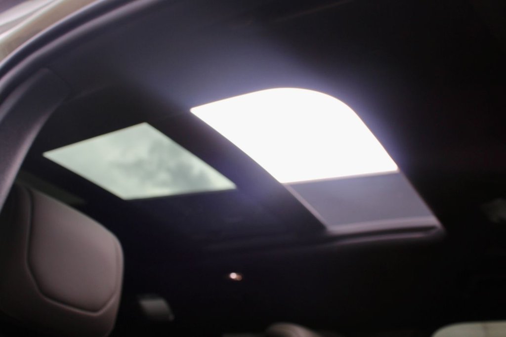 Used Land Rover Defender 2022 for sale - 77152981: Photo 13