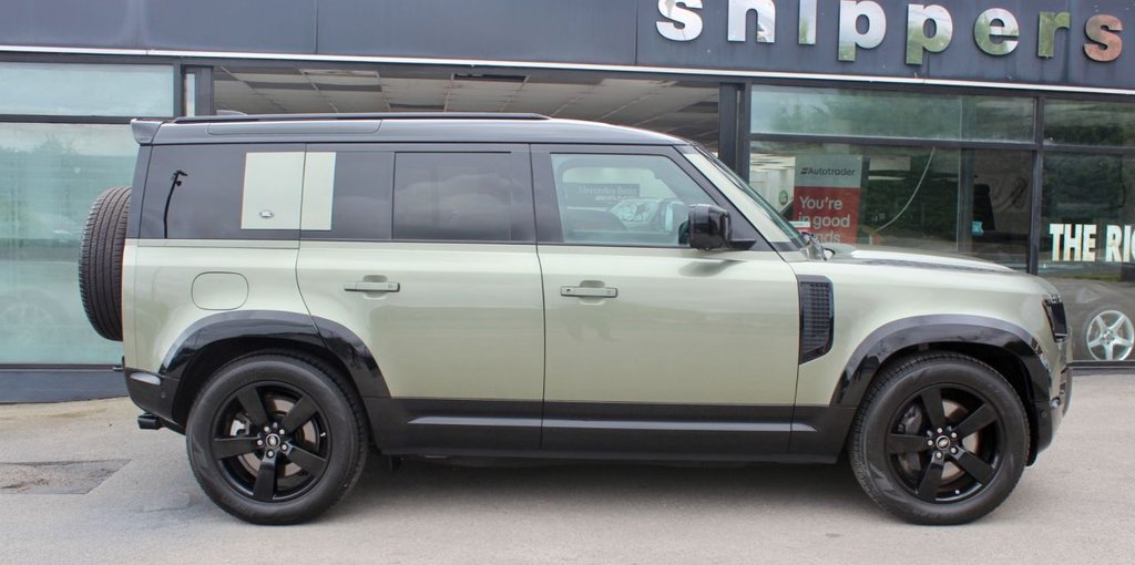 Used Land Rover Defender 2022 for sale - 77152981: Photo 16