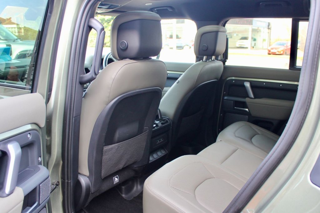 Used Land Rover Defender 2022 for sale - 77152981: Photo 31