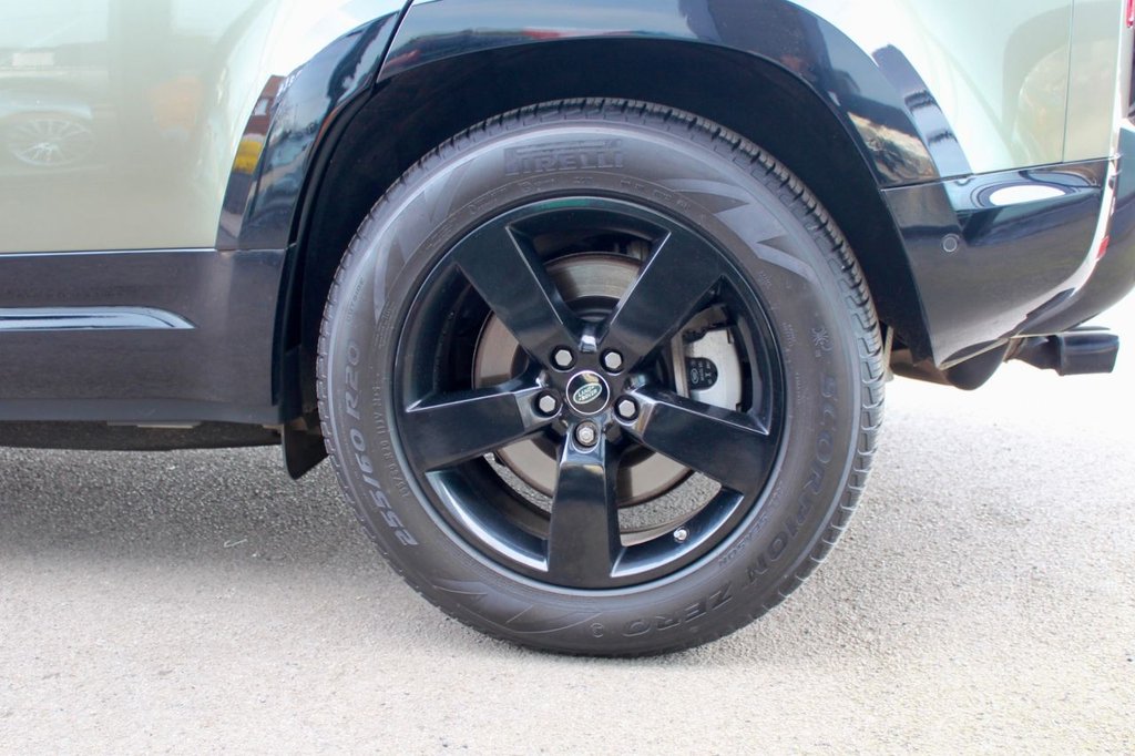 Used Land Rover Defender 2022 for sale - 77152981: Photo 32