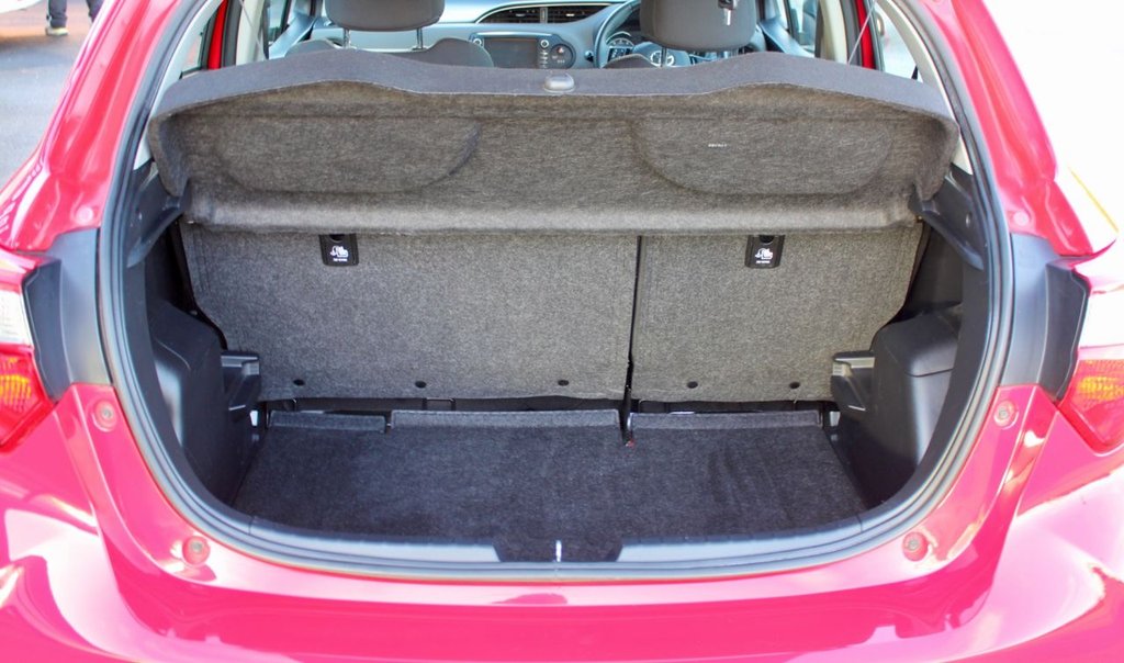 Used Toyota Yaris 2018 for sale - 77153102: Photo 14