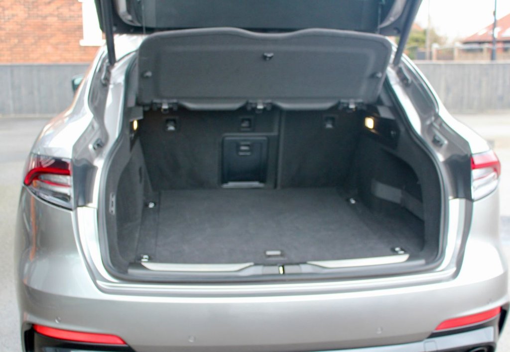 Used Maserati Levante 2022 for sale - 77152903: Photo 31