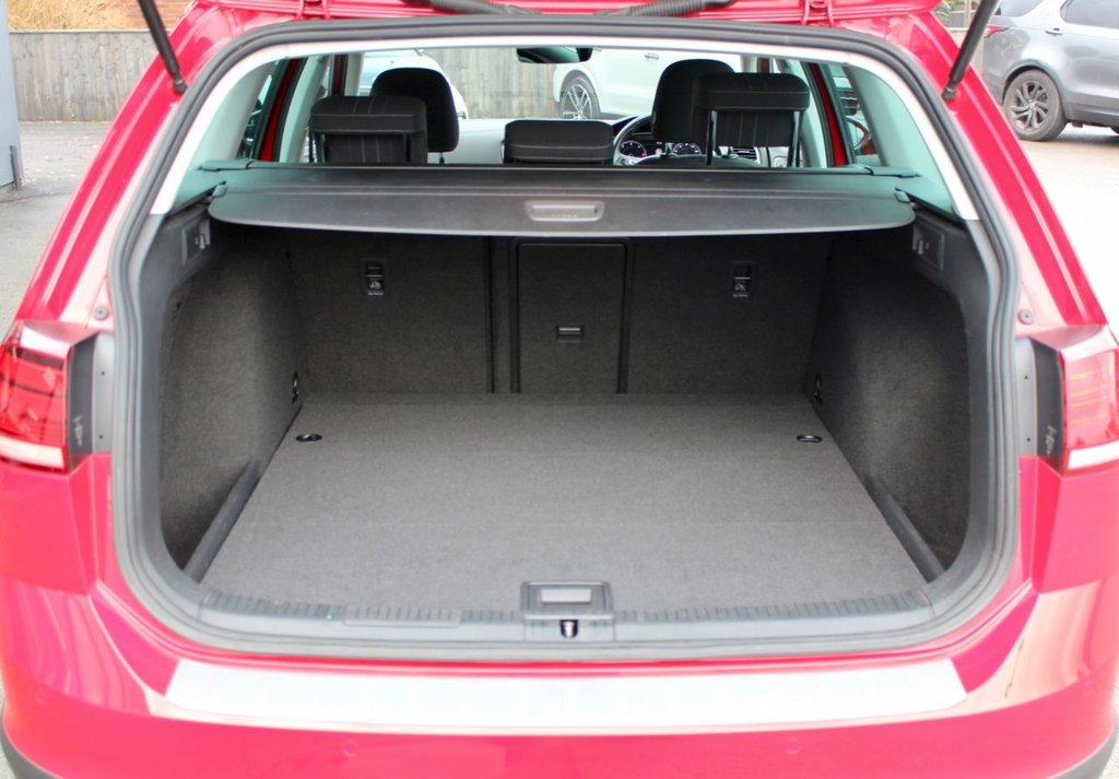 Used Volkswagen Golf 2017 for sale - 77227234: Photo 10