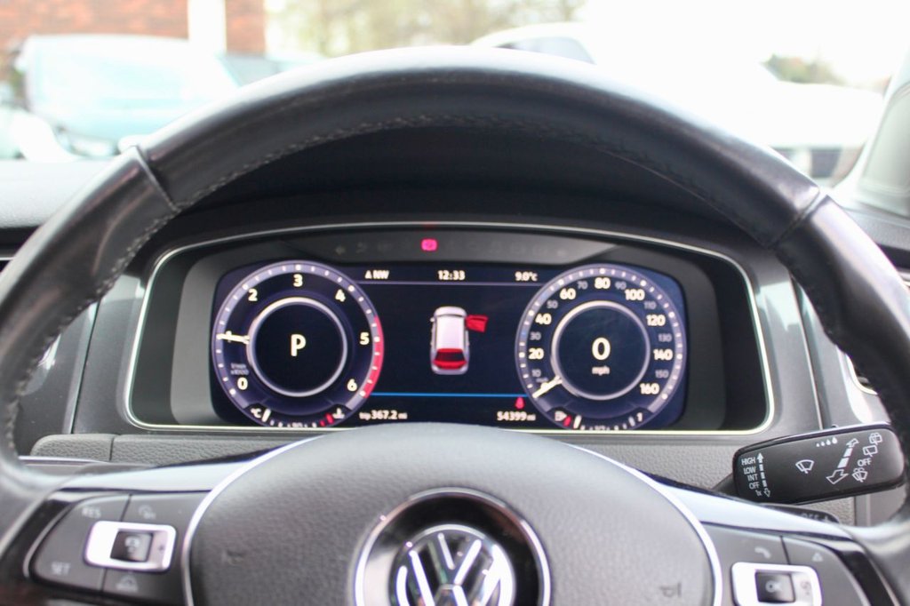 Used Volkswagen Golf 2017 for sale - 77227234: Photo 6