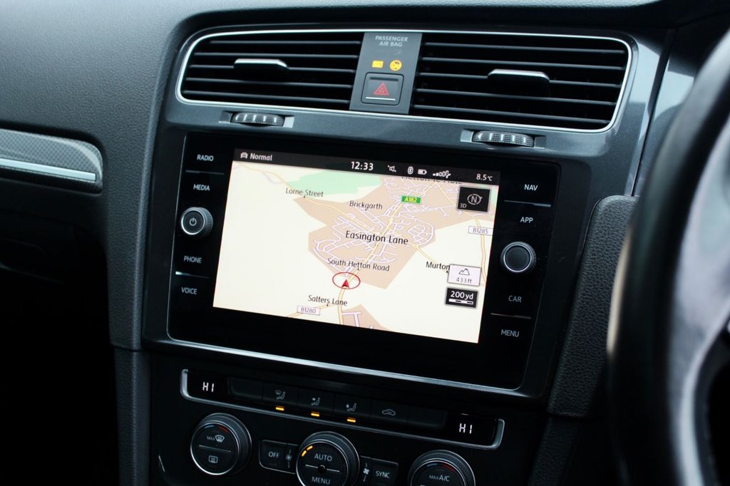 Used Volkswagen Golf 2017 for sale - 77227234: Photo 8