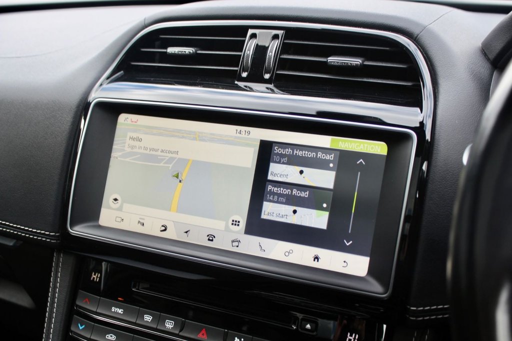 Used Jaguar F-Pace 2017 for sale - 77152929: Photo 27