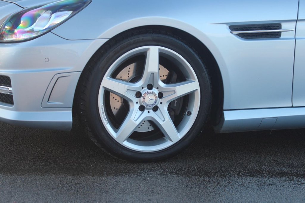 Used Mercedes-Benz SLK 2015 for sale - 78095815: Photo 4