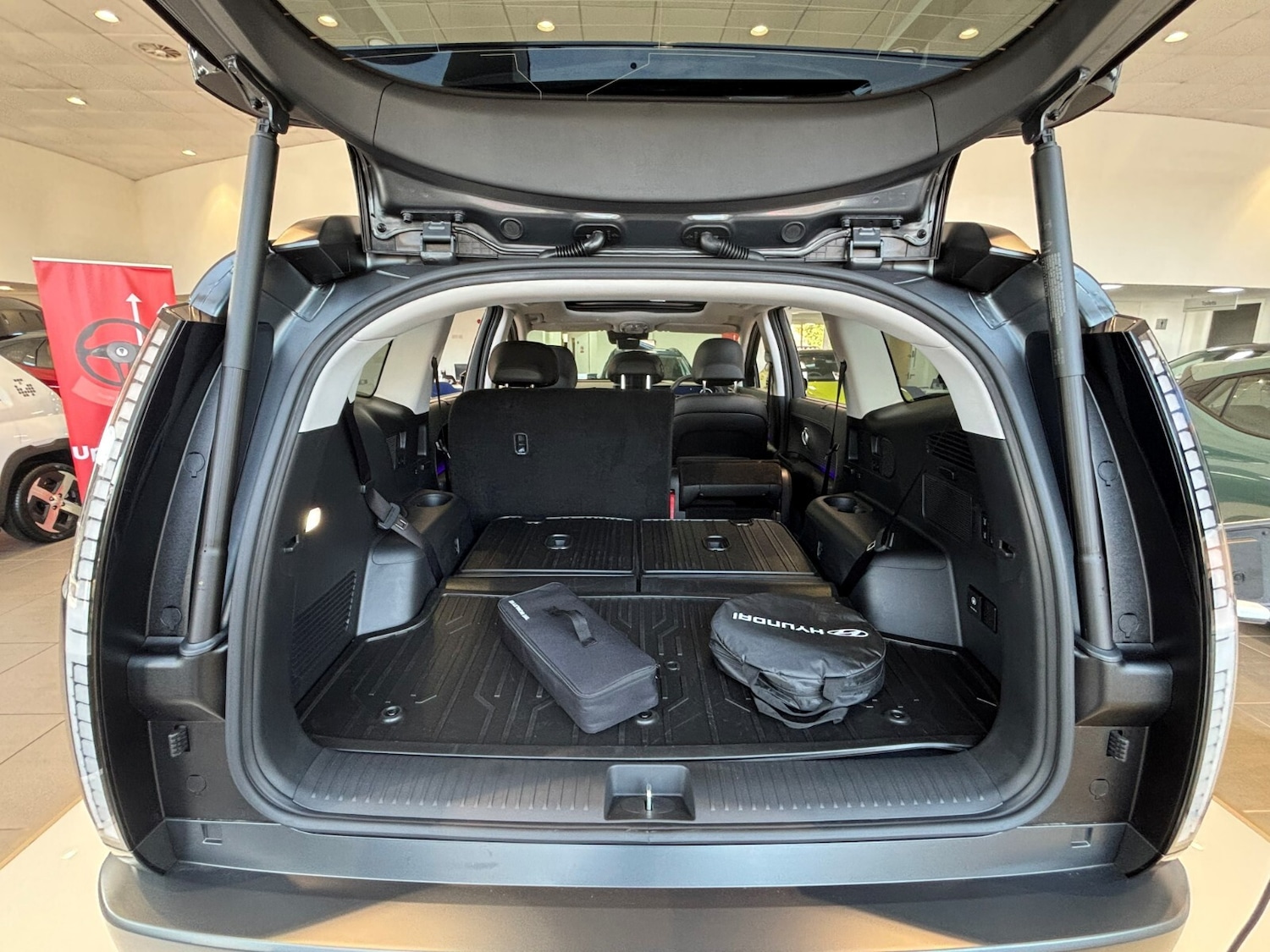Used Hyundai IONIQ 9 for sale - 76062369: Photo 9