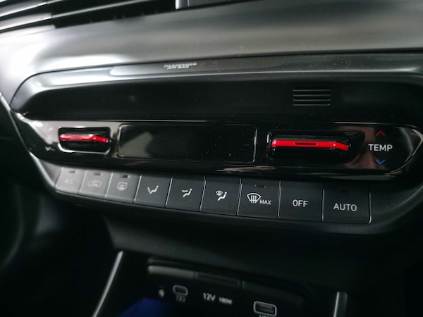 Used Hyundai i20 2025 for sale - 76168576: Photo 33