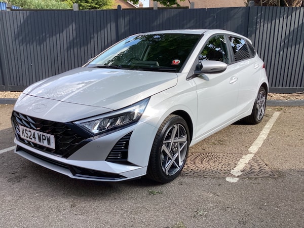 Used Hyundai i20 2024 for sale - 75485283: Photo 3