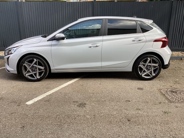 Used Hyundai i20 2024 for sale - 75485283: Photo 4