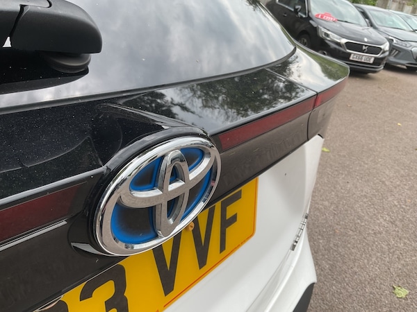 Used Toyota Yaris Cross 2023 for sale - 75485260: Photo 12