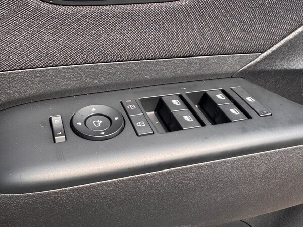 Used Hyundai KONA 2025 for sale - 75485245: Photo 3
