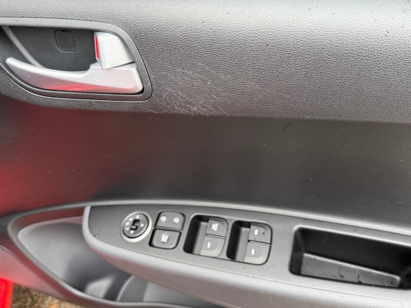 Used Hyundai i10 2019 for sale - 76154633: Photo 10