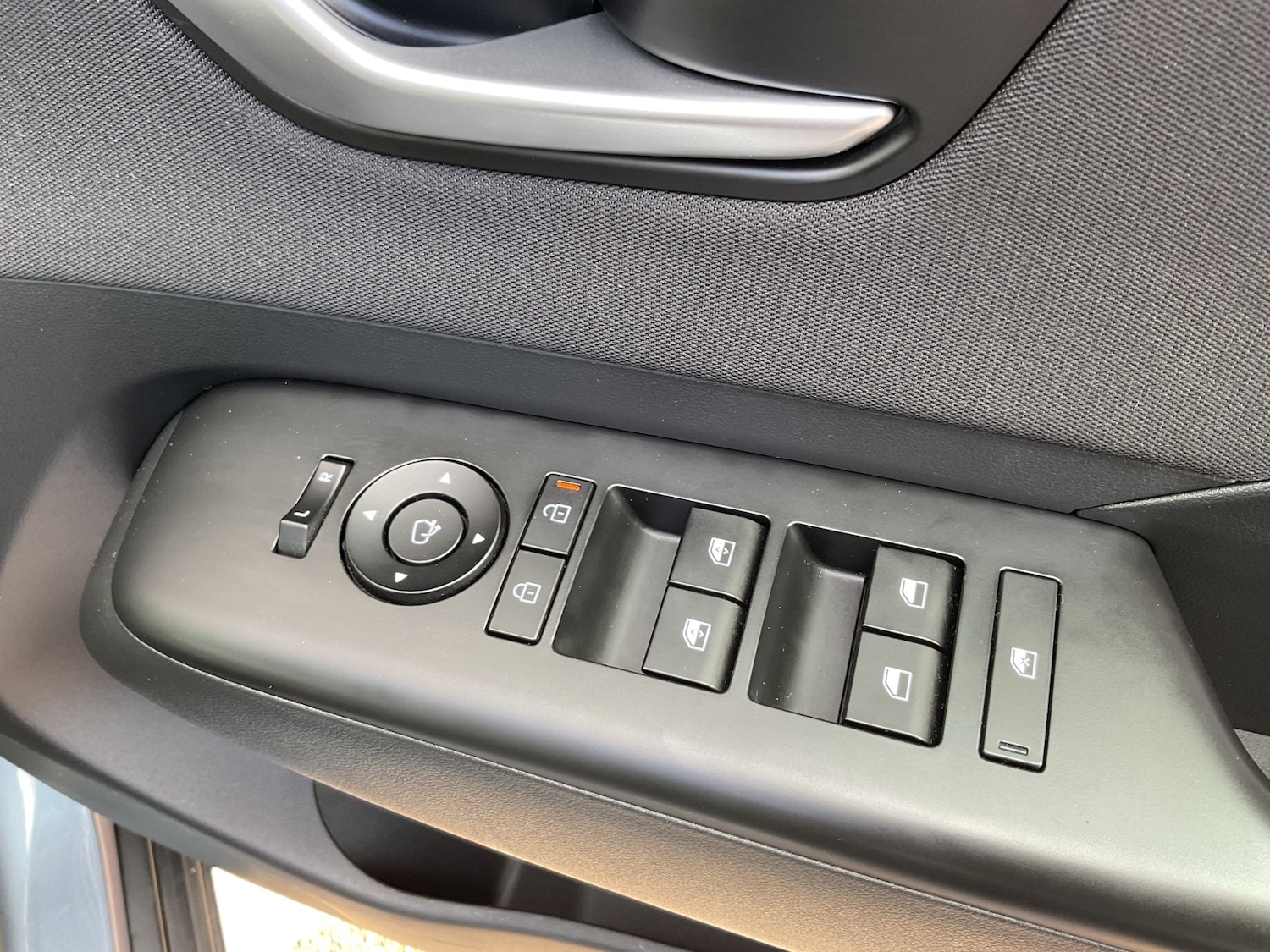 Used Hyundai KONA 2023 for sale - 75929704: Photo 34