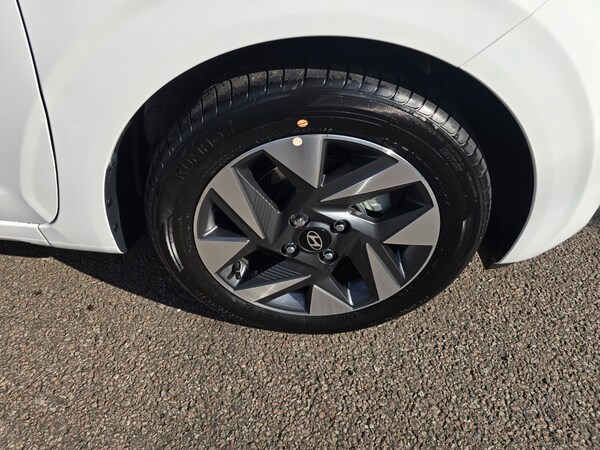Used Hyundai i10 2024 for sale - 75485237: Photo 15