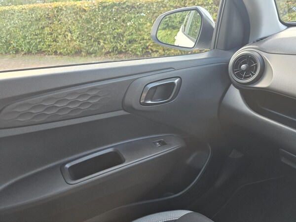 Used Hyundai i10 2024 for sale - 75485237: Photo 34