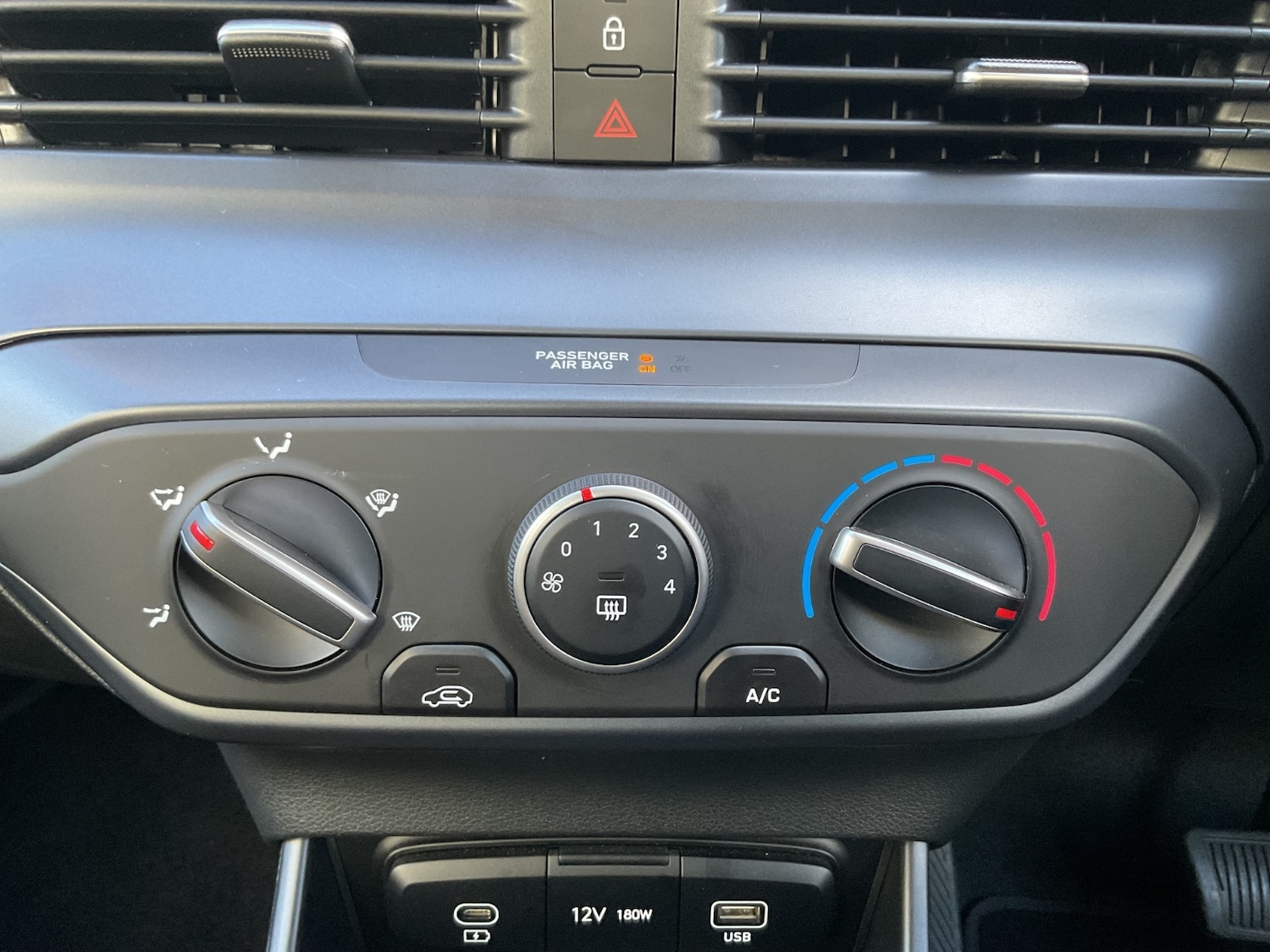 Used Hyundai i20 2025 for sale - 76452119: Photo 41