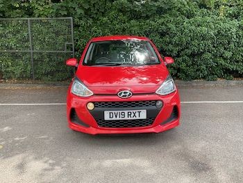 Used Hyundai i10 2019 for sale - 75485259: Photo