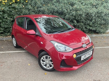 Used Hyundai i10 2017 for sale - 76400602: Photo