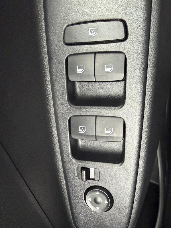 Used Hyundai i10 2025 for sale - 76168805: Photo 14