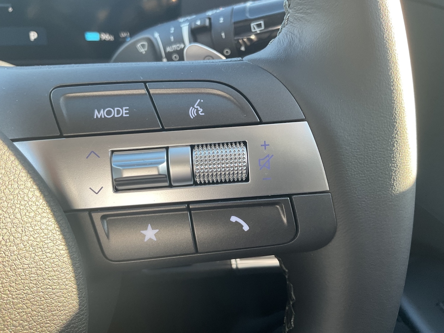 Used Hyundai KONA 2025 for sale - 76168826: Photo 16