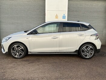 Used Hyundai i20 2024 for sale - 76640365: Photo