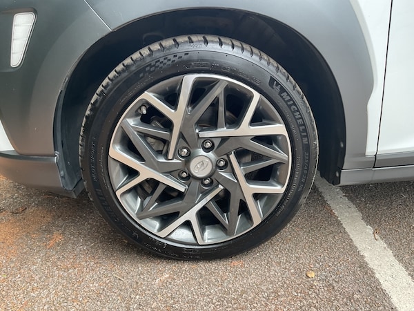 Used Hyundai KONA 2020 for sale - 76229261: Photo 15