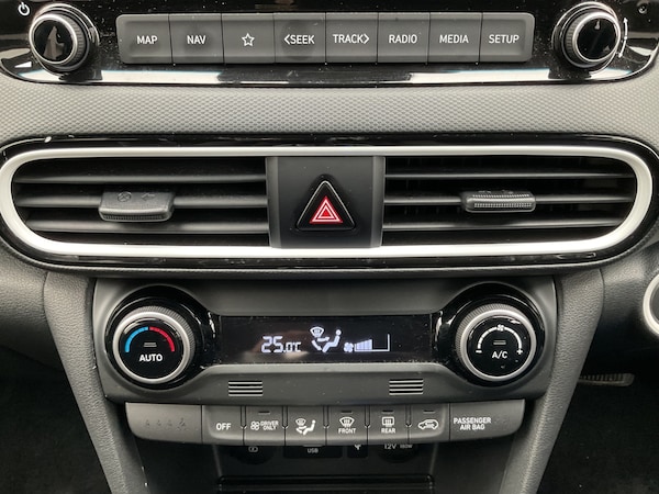 Used Hyundai KONA 2020 for sale - 76229261: Photo 49