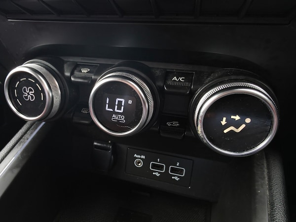 Used Renault Clio 2022 for sale - 75485304: Photo 26