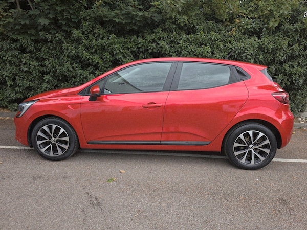 Used Renault Clio 2022 for sale - 75485304: Photo 4