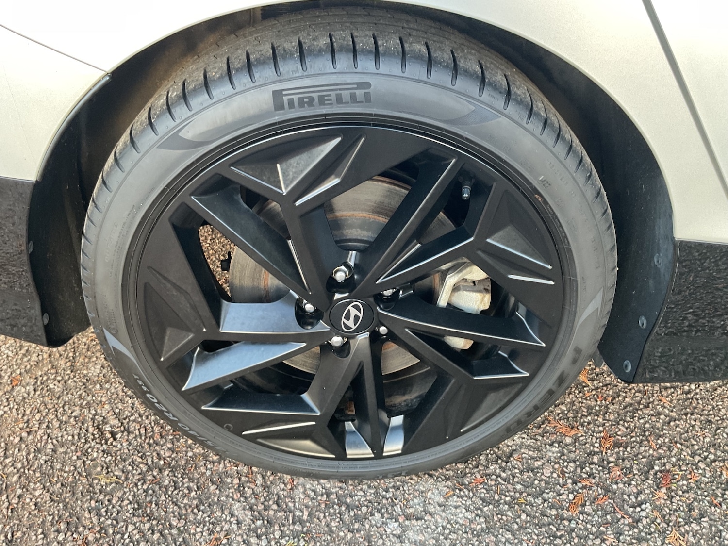 Used Hyundai IONIQ 6 2024 for sale - 76914951: Photo 11