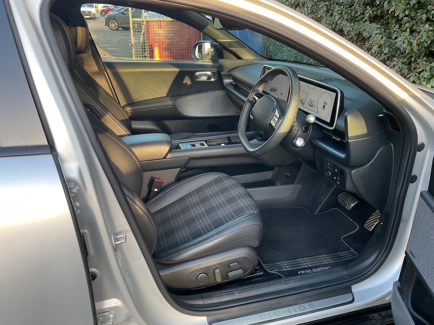 Used Hyundai IONIQ 6 2024 for sale - 76914951: Photo 17